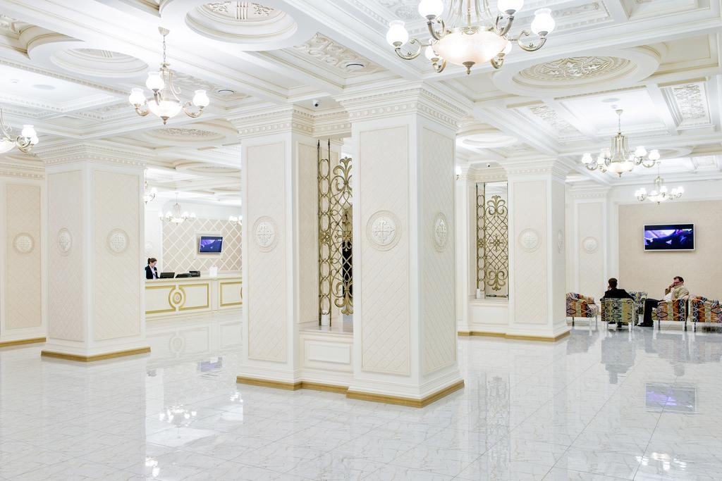 Shymkent Grand Hotel Esterno foto