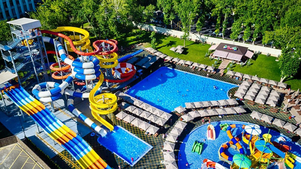 Shymkent Grand Hotel Esterno foto